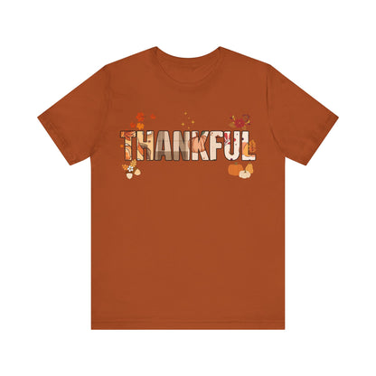Thankful Fall Short Sleeve T-Shirt, Cozy Autumn Apparel, Thanksgiving T-Shirt, Gratitude Gift, Casual Wear, Holiday Outfit