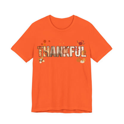 Thankful Fall Short Sleeve T-Shirt, Cozy Autumn Apparel, Thanksgiving T-Shirt, Gratitude Gift, Casual Wear, Holiday Outfit