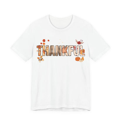 Thankful Fall Short Sleeve T-Shirt, Cozy Autumn Apparel, Thanksgiving T-Shirt, Gratitude Gift, Casual Wear, Holiday Outfit